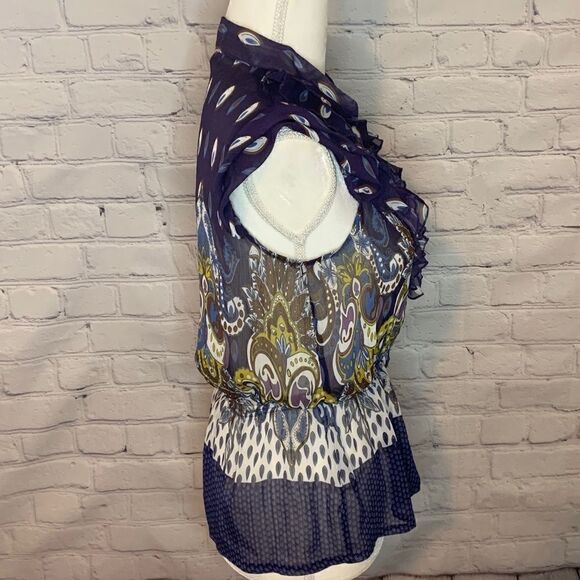 Romeo & Juliet Couture peacock ruffled peplum top - Picture 4 of 9